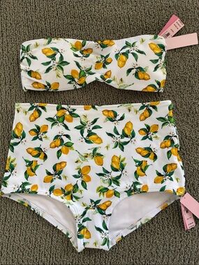 BRAND NEW: VICTORIA’S SECRET Lemon Print High-Waist Bikini Set - White & Yellow